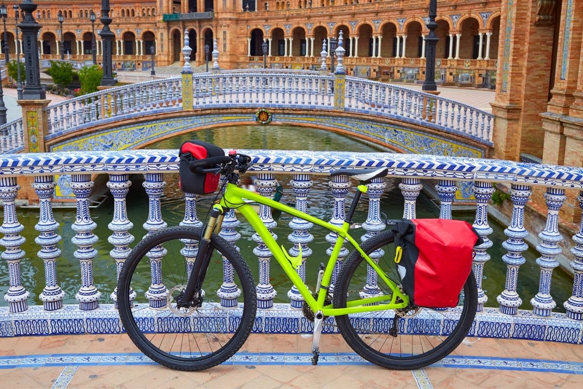 Best Small Handlebar Bags Or Burrito Bags For Day Rides Best Small Handlebar Bags Or Burrito Bags For Day Rides